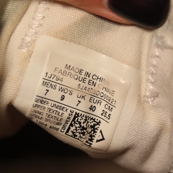 Men's 7 Women's 9 | Converse | Low Tops - Gray - Picture 9 of 11